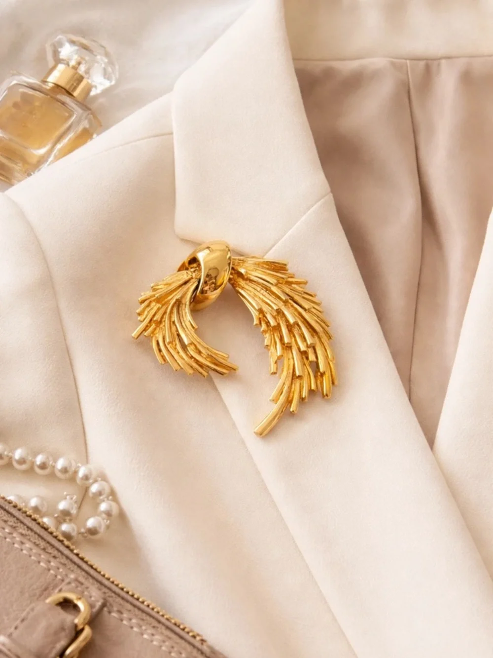Vintage Gold Tone Abstract Swirl Brooch MCM Statement Pin
